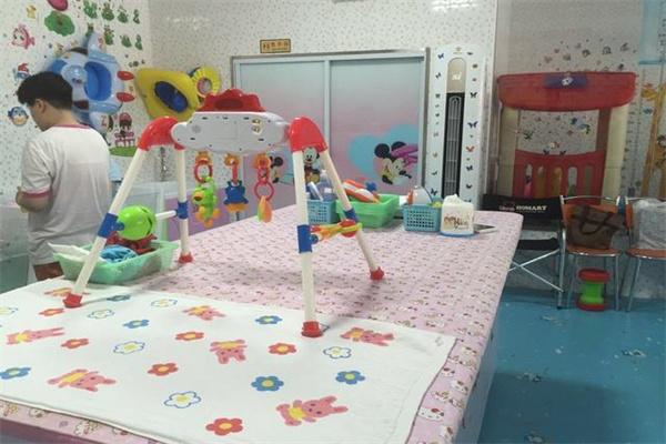 贝贝屋母婴生活馆